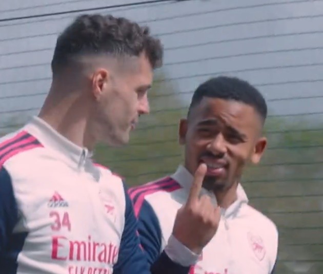 Lip-reader reveals vile insult Jude Bellingham aimed at Mason Greenwood - Bóng Đá