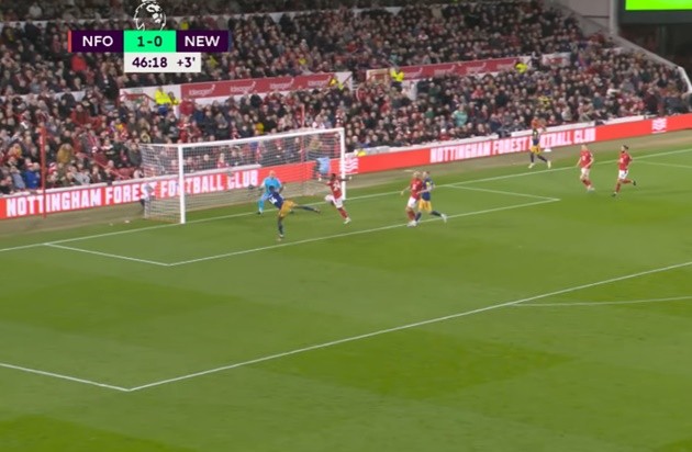 Real Madrid bị mắc kẹt tại sân bay - Bóng Đá