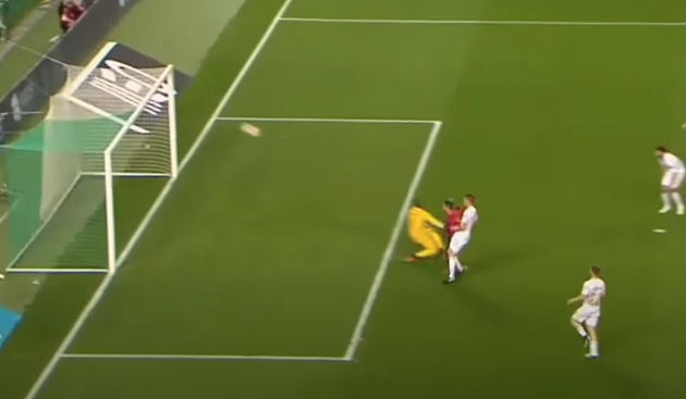 Bóng chết vẫn là mỏ vàng để Ronaldo khai thác - Bóng Đá