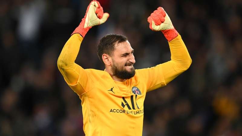 Hành động điên rồ gây phẫn nộ của Mbappe - Bóng Đá