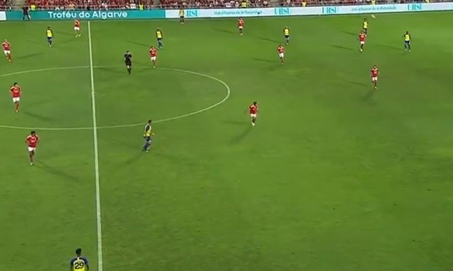 Điểm yếu của Mbappe bị phơi bày - Bóng Đá