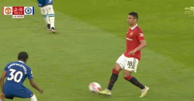 Casemiro gây sốt với tuyệt kỹ 