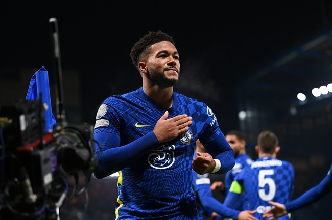 Chelsea thăng hoa nhờ nguồn cảm hứng Cobham - Bóng Đá