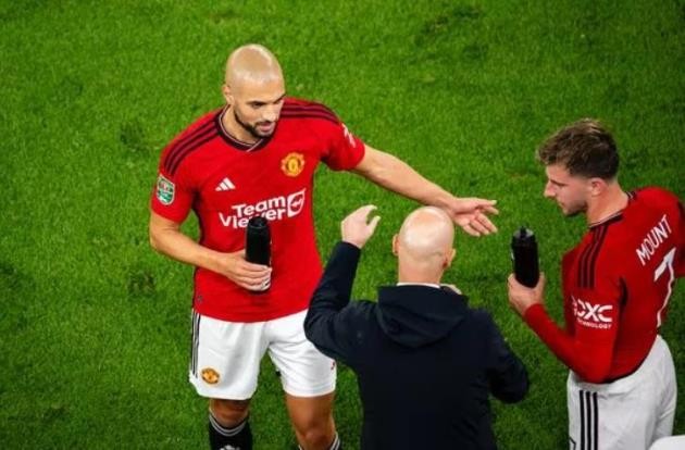 Cơn đau đầu dễ chịu của Ten Hag - Bóng Đá