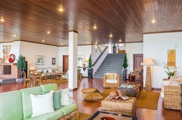 Cristiano Ronaldo shared luxury £3.5k-a-week fishing village home with Georgina Rodriguez during coronavirus pandemic - Bóng Đá