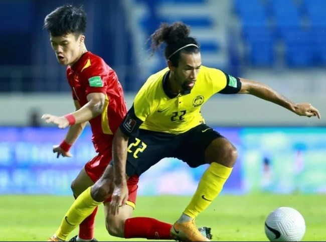 Real mua Osimhen - Bóng Đá