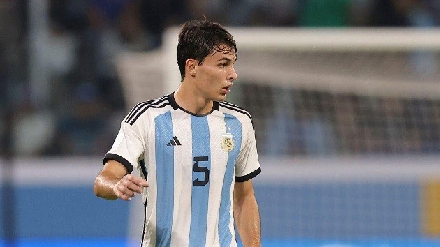 Omar Berrada sẽ giúp M.U chiêu mộ 'Rodri mới' - Bóng Đá