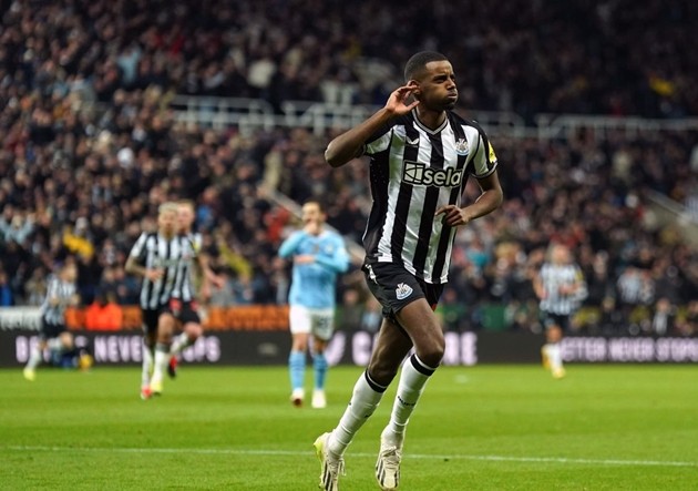 Feyenoord defender David Hancko’s agent responds to Liverpool transfer speculation - Bóng Đá