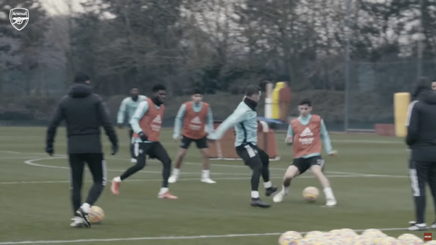 Chuyện gì xảy ra khi Jack Wilshere đụng độ Charlie Patino ở sân tập? - Bóng Đá