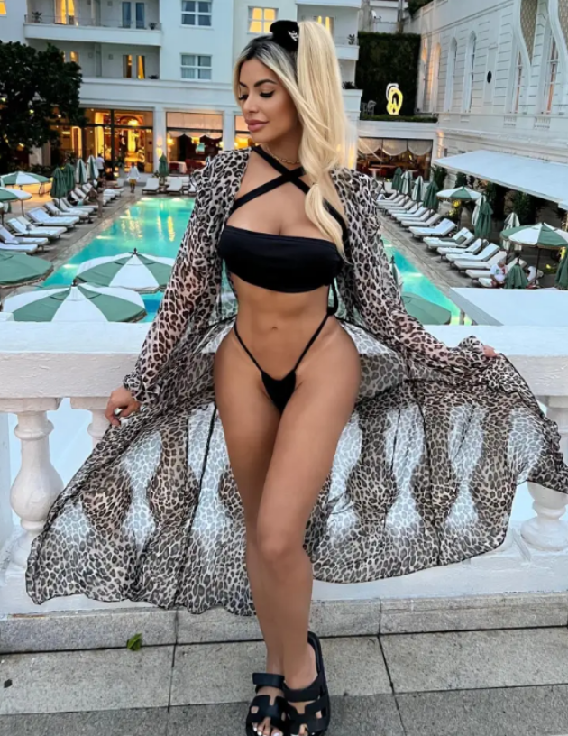 Brazilian model and ‘perfect woman’ dedicates first Playboy - Bóng Đá
