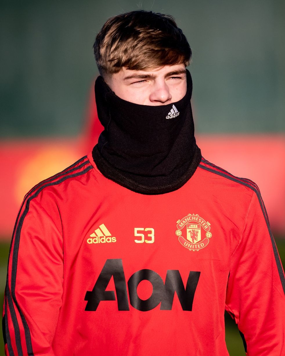 Georgina Rodriguez and Antonella Roccuzzo’s amazing lifestyles compared - Bóng Đá