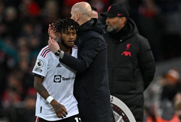 Hargreaves phân vân giữa Rashford và Casemiro - Bóng Đá