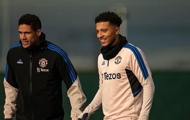 Chelsea icon Ashley Cole’s fiancee stuns in see-through dress as she parties on boat in Ibiza on wild hen do - Bóng Đá