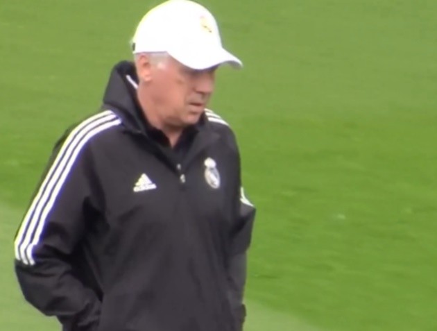 Vinicius nghỉ tập - Bóng Đá