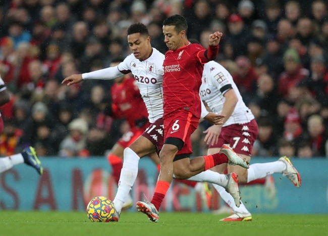 Salah lập công, biến ngày về của Gerard thành ác mộng - Bóng Đá