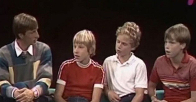 Ten Hag 13 tuổi với Johan Cruyff - Bóng Đá