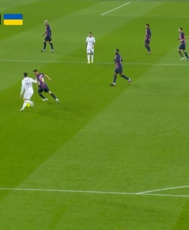 Xuất hiện kẻ ngổ ngáo ở Barca - Bóng Đá