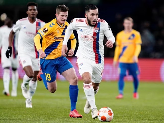 Newcastle United to battle Chelsea for Lyon's Rayan Cherki? - Bóng Đá