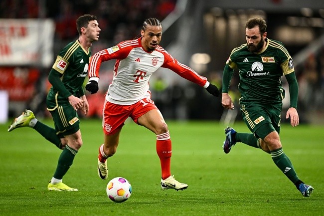 Toàn cảnh Sane nóng máu vì bị 