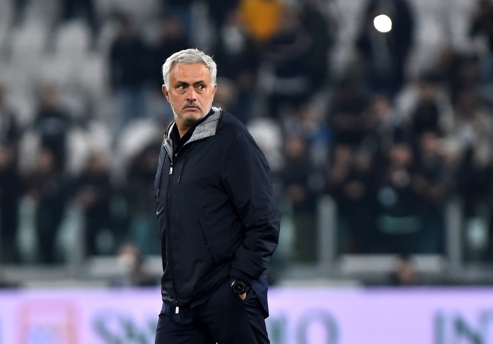 Trọng tài có pha xử lý khiến đội bóng của Mourinho mất oan một bàn thắng - Bóng Đá