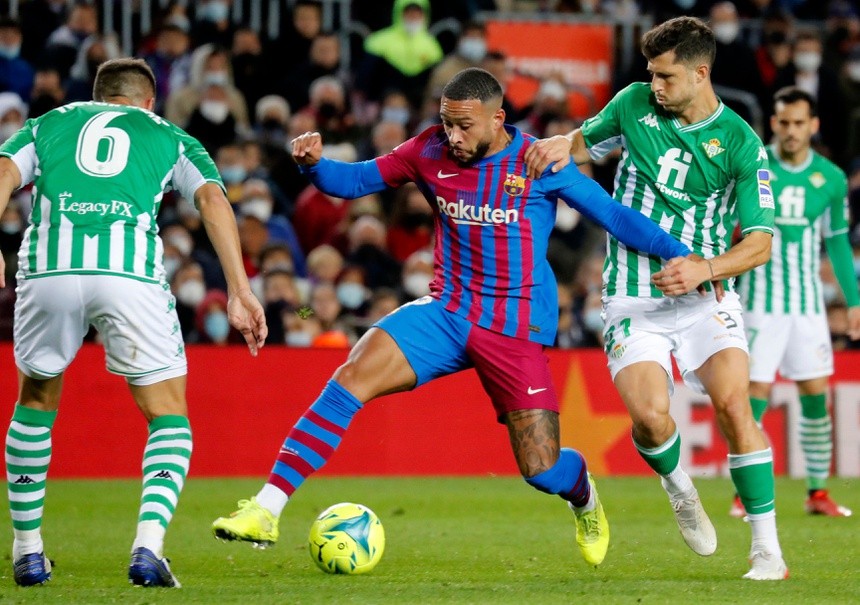 Từ những món ngon, Barca phải làm quen với vụn bánh mì - Bóng Đá