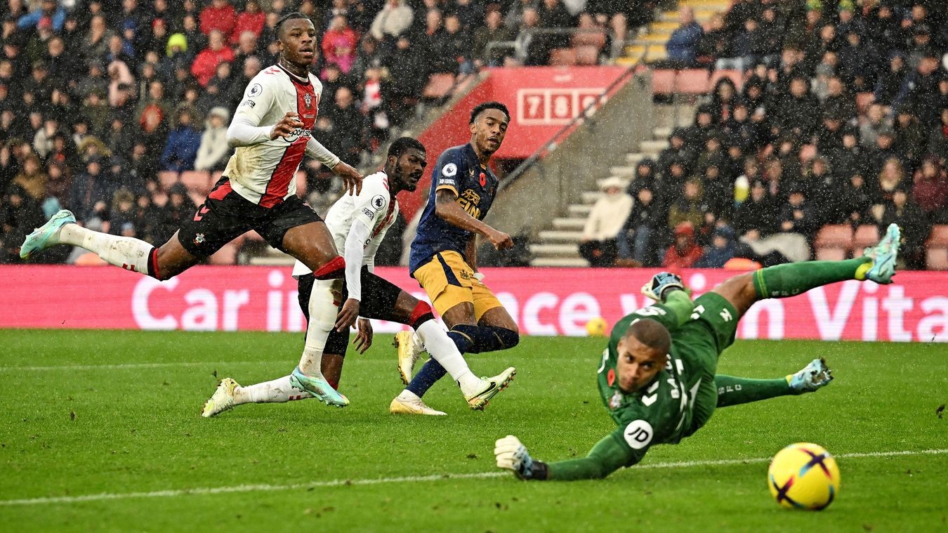Newcastle United quá cháy, bay thẳng vào top 3 sau trận thắng hủy diệt - Bóng Đá