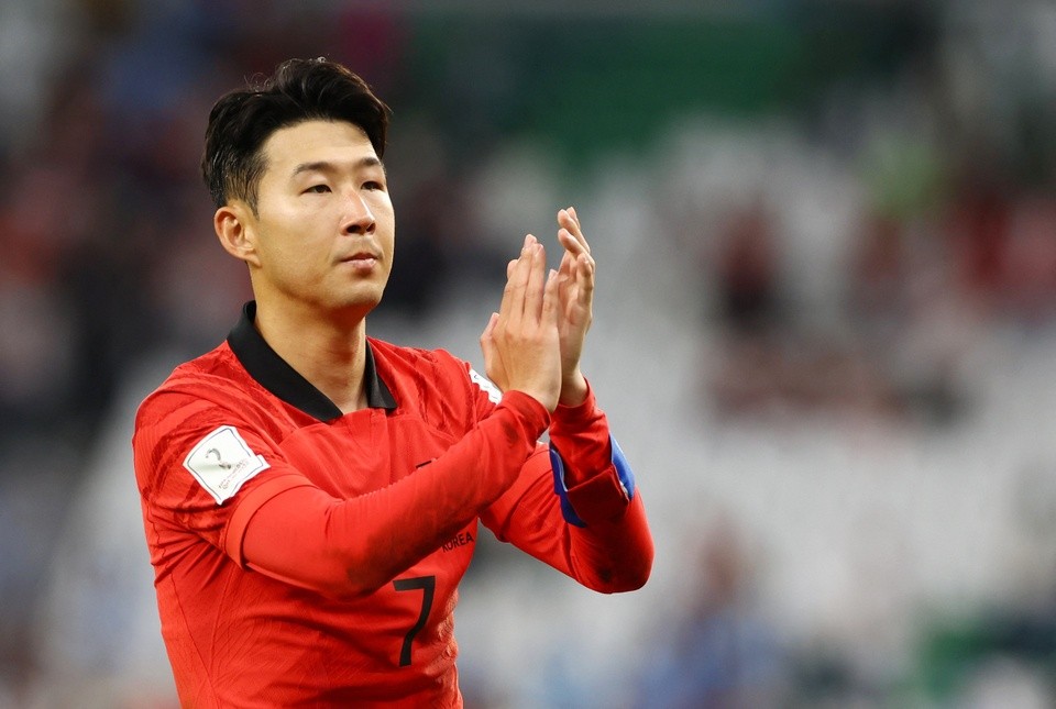Son Heung-min xin lỗi sau trận hòa Uruguay - Bóng Đá