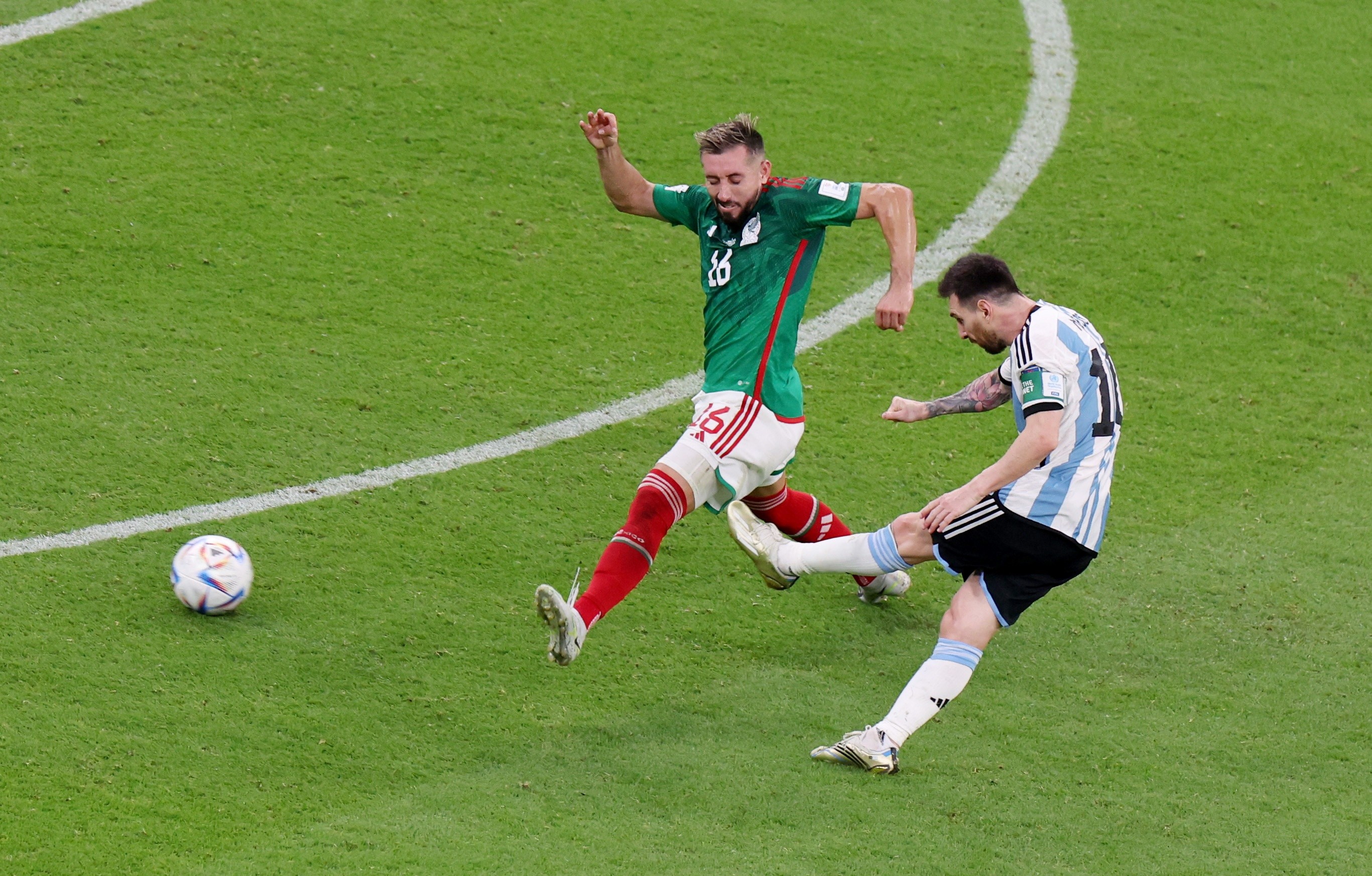 Chỉ 1 trận, Lisandro Martinez tạo khoảnh khắc kinh điển với Argentina - Bóng Đá