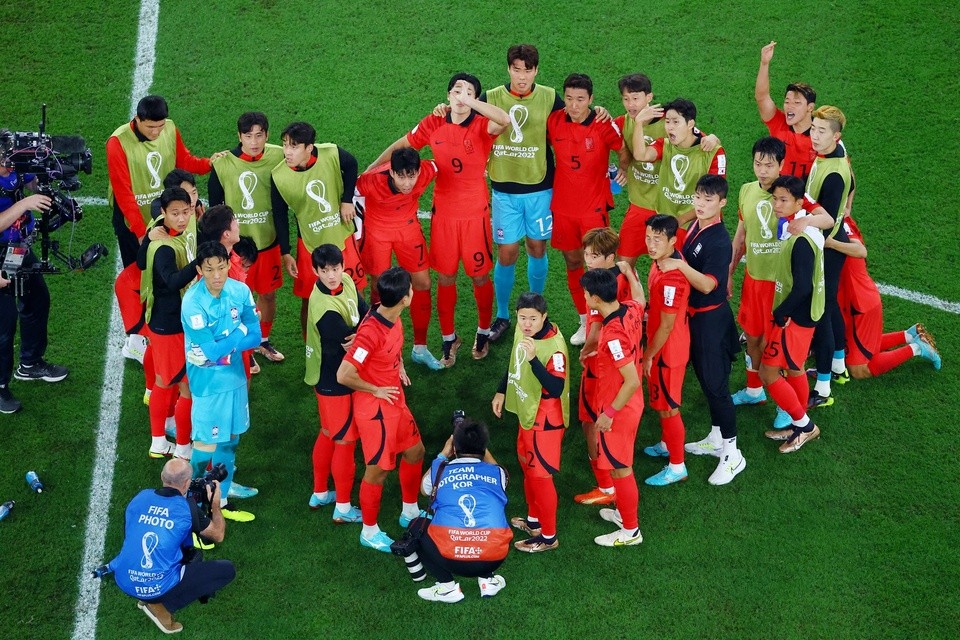 Son Heung-min lại khóc, lần này có khác biệt - Bóng Đá