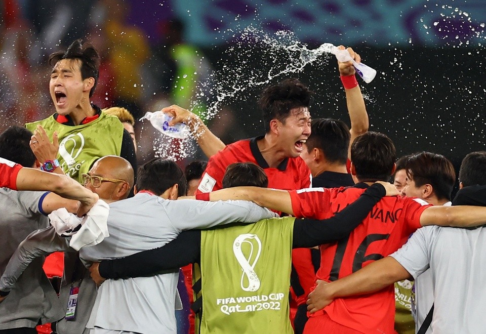 Son Heung-min lại khóc, lần này có khác biệt - Bóng Đá