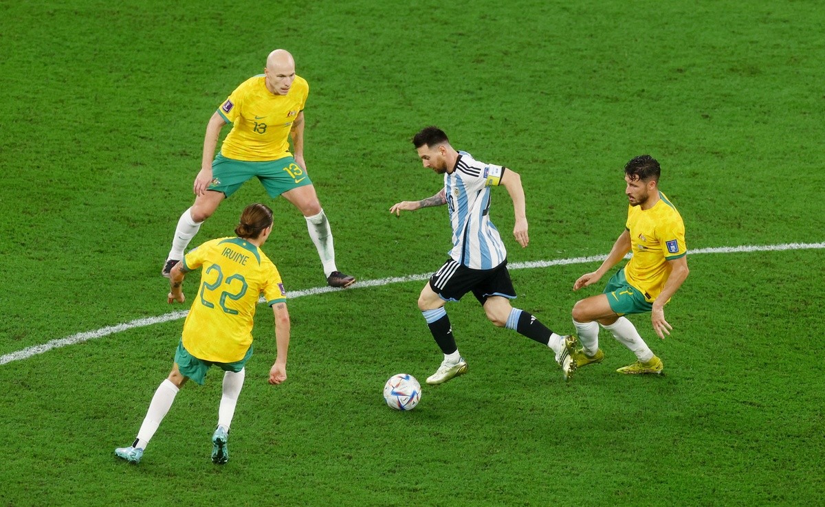 Messi lần đầu ghi bàn ở vòng knock-out World Cup - Bóng Đá