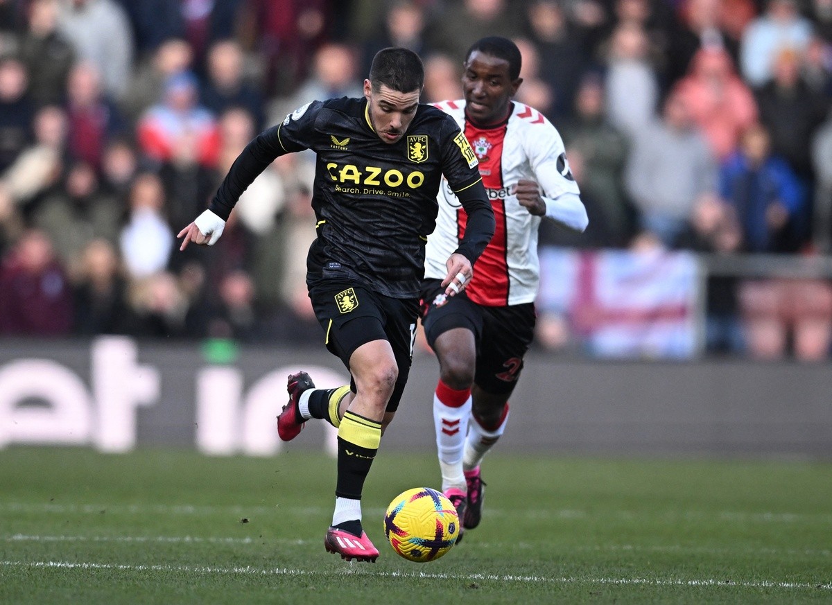 Đội hình cầu thủ Argentina thi đấu tại Ngoại hạng Anh - Bóng Đá