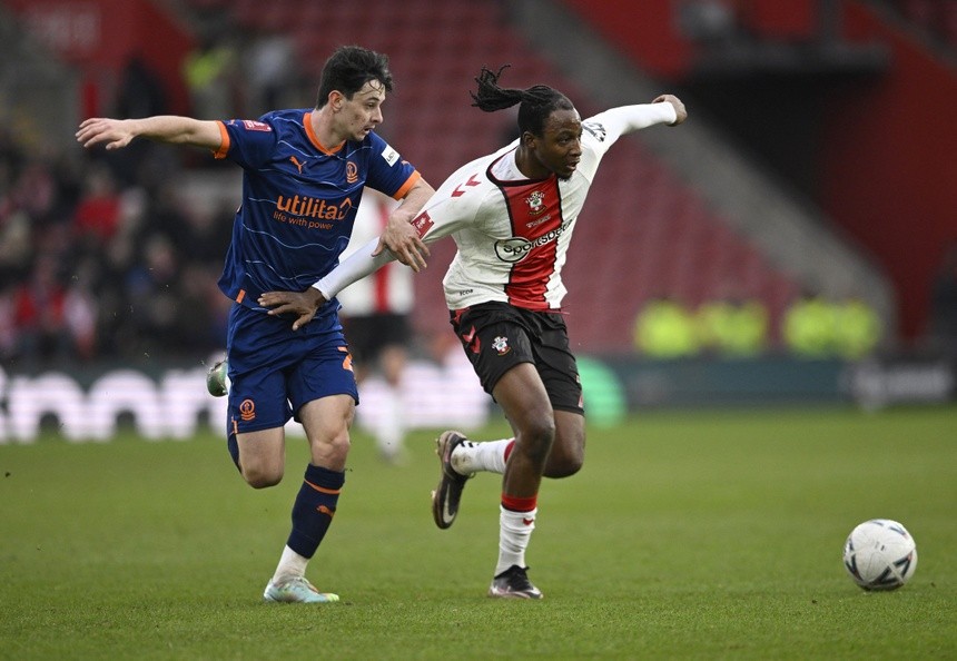 Đội hình tân binh gây thất vọng tại Premier League - Bóng Đá