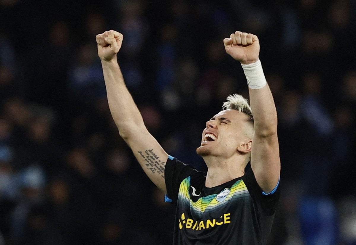 Siêu phẩm khiến Napoli sẩy chân tại Serie A - Bóng Đá