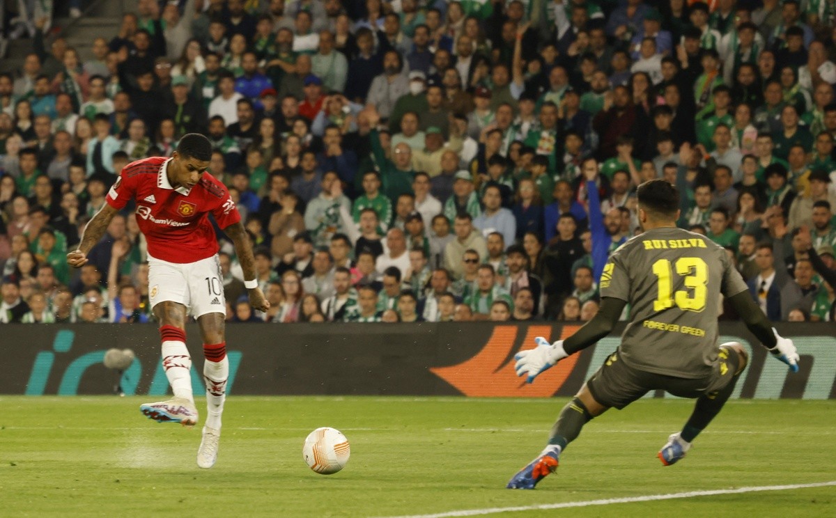 Rashford tạo 3 kỷ lục sau khi cùng MU vào tứ kết Europa League - Bóng Đá
