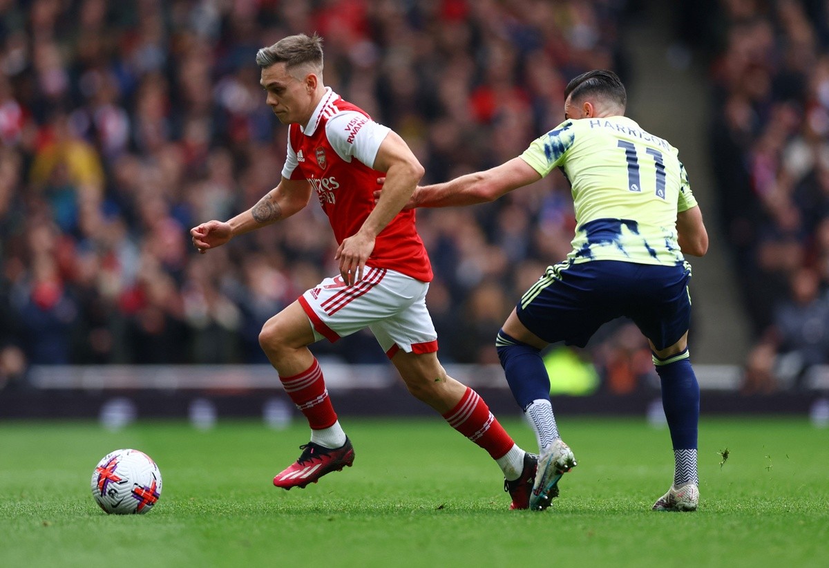 Arsenal thành công ngoài mong đợi với Trossard - Bóng Đá