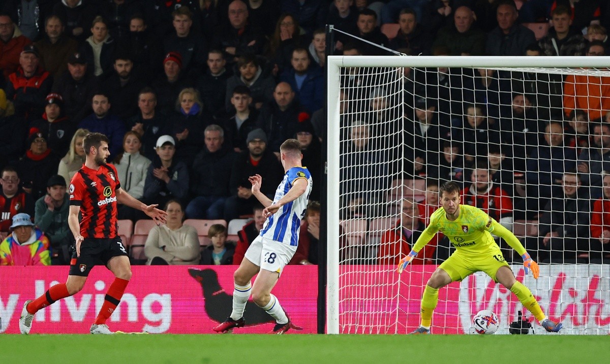 Mitoma tỏa sáng, Brighton sáng cửa vào top 4 Premier League - Bóng Đá