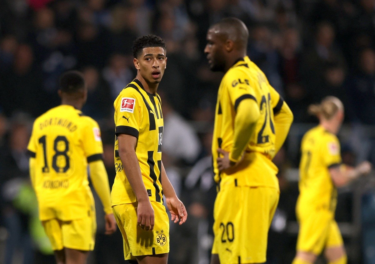 Cuộc đua vô địch Bundesliga đảo chiều - Bóng Đá