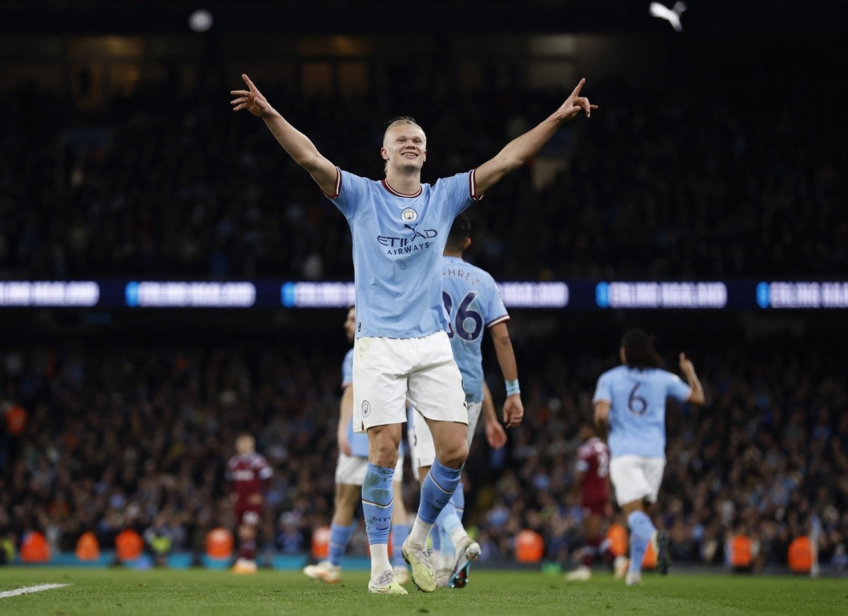 Haaland ngồi thiền sau khi đi vào lịch sử Premier League - Bóng Đá