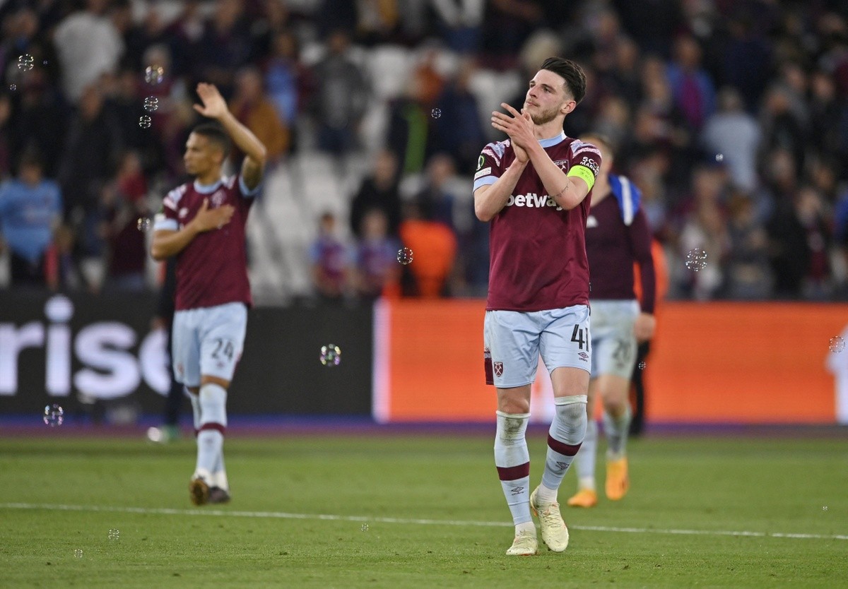 West Ham chạm tay vào vé chung kết cúp châu Âu sau 47 năm - Bóng Đá