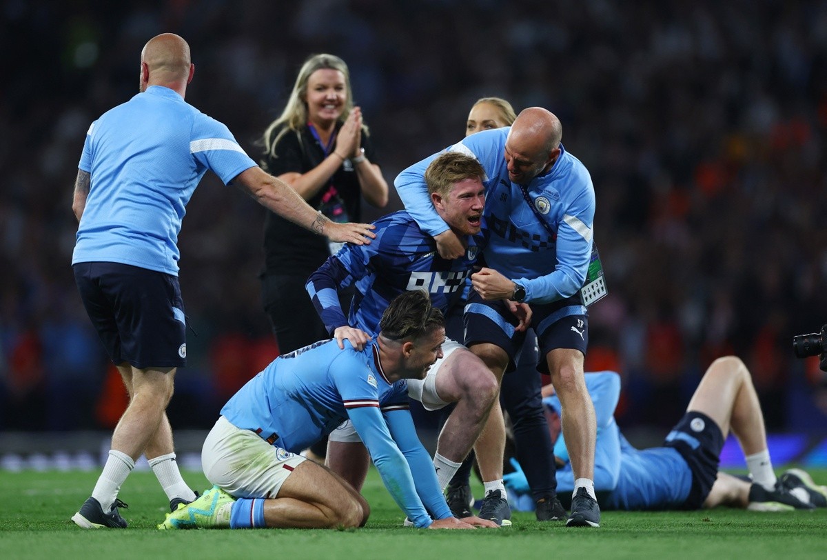 Cảm xúc De Bruyne ở lần thứ hai bỏ dở chung kết Champions League - Bóng Đá