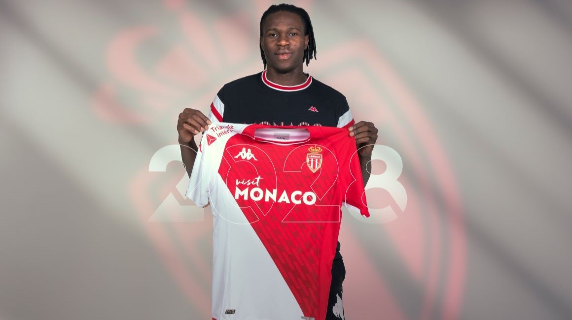 Manchester United keen on Wilfried Singo - Bóng Đá