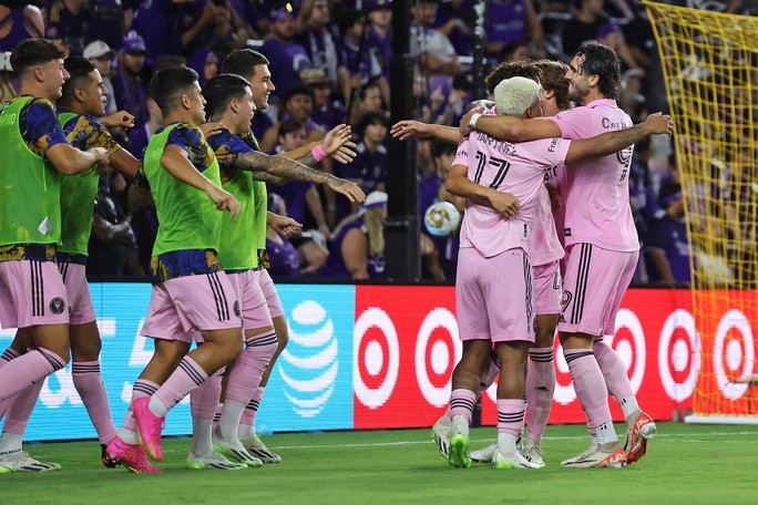 Không đăng ký bộ 3 cựu sao Barcelona, Inter Miami giành 1 điểm - Bóng Đá