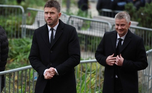 Solskjaer xuất hiện trong ngày trong đại ở Old Trafford - Bóng Đá