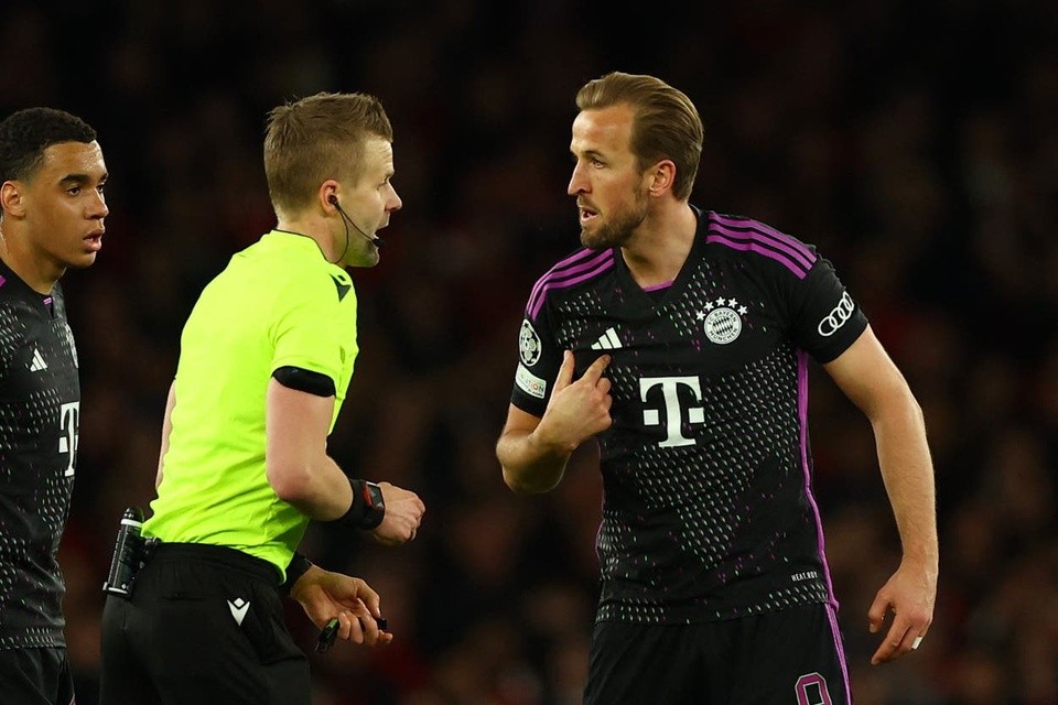 Arsenal tập luyện, cú hích quá lớn xuất hiện - Bóng Đá