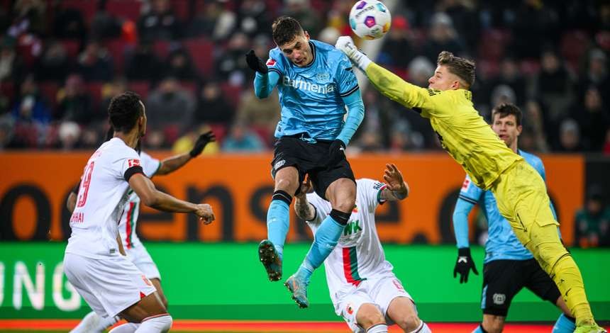 FC Augsburg vs Bayer Leverkusen - Bóng Đá