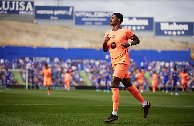 Rashford ghi bàn thắng chốt hạ trận đấu.