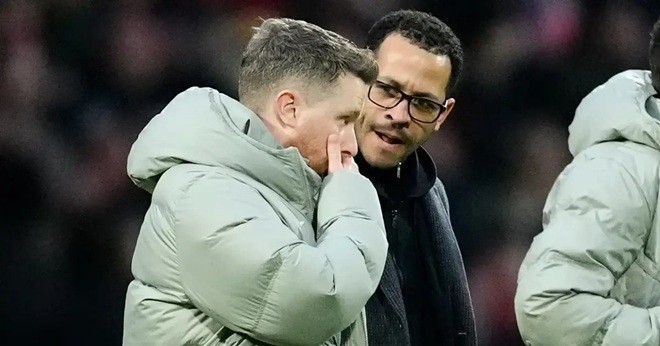  McFarlane đã bênh vực người đồng đội cũ.