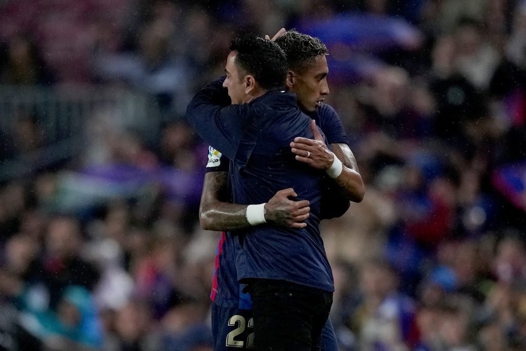 Xavi Hernandez khẳng định luôn tin tưởng và có mối quan hệ tốt đẹp với Raphinha.