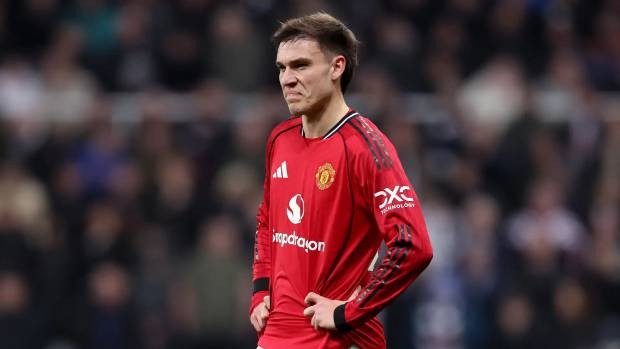 Ugarte có khả năng cao chia tay MU.